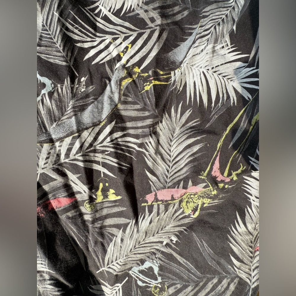 SZ M VINTAGE JURASSIC PARK THE LOST WORLD UNIVERSAL STUDIOS SHIRT HAWAIIAN MENS - Picture 6 of 7